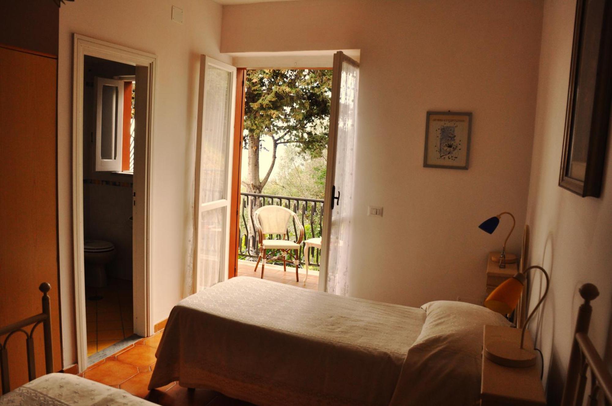 Villa Laura Sea View Apartments ซานตามาเรีย ดิ กาสเตลลาบาเต ห้อง รูปภาพ
